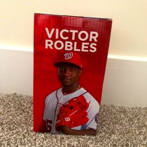 -SOLD!!-Victor Robles Bobblehead SGA Washington Nationals - NIB - 2020
